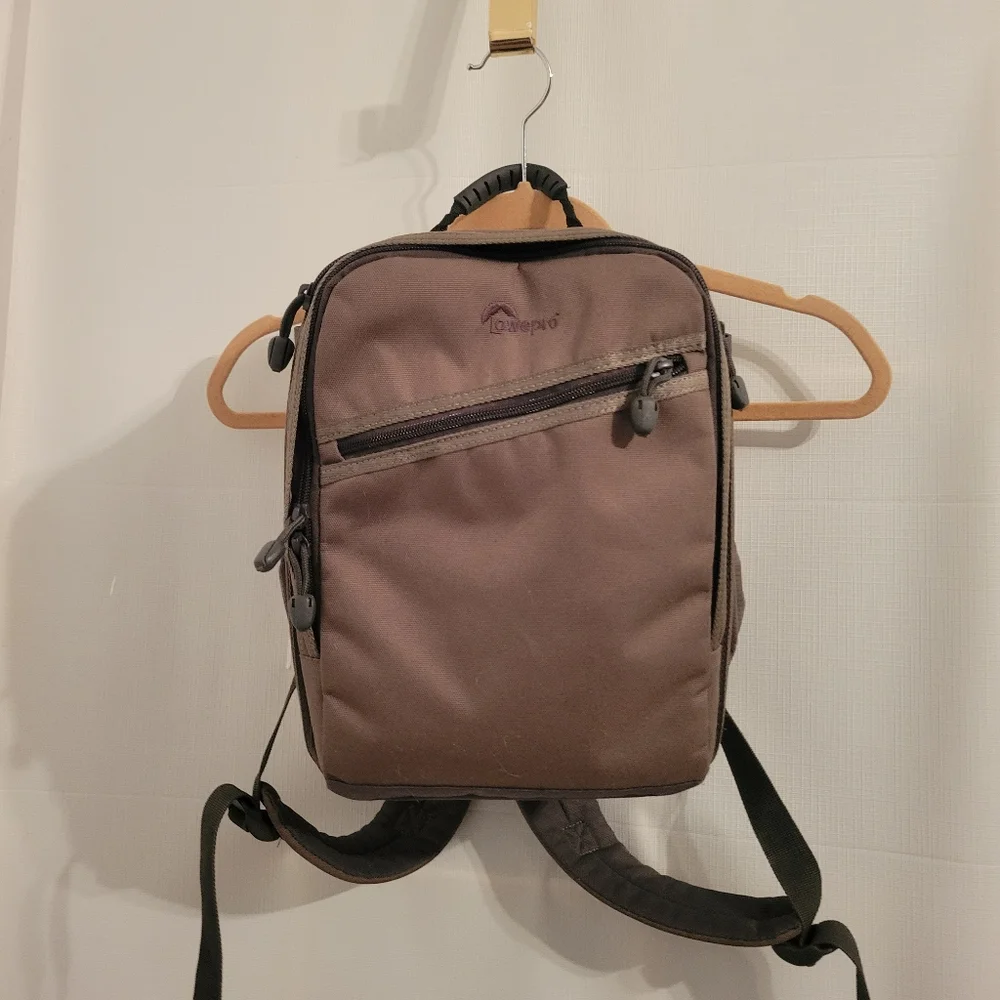 lowepro camera backpack